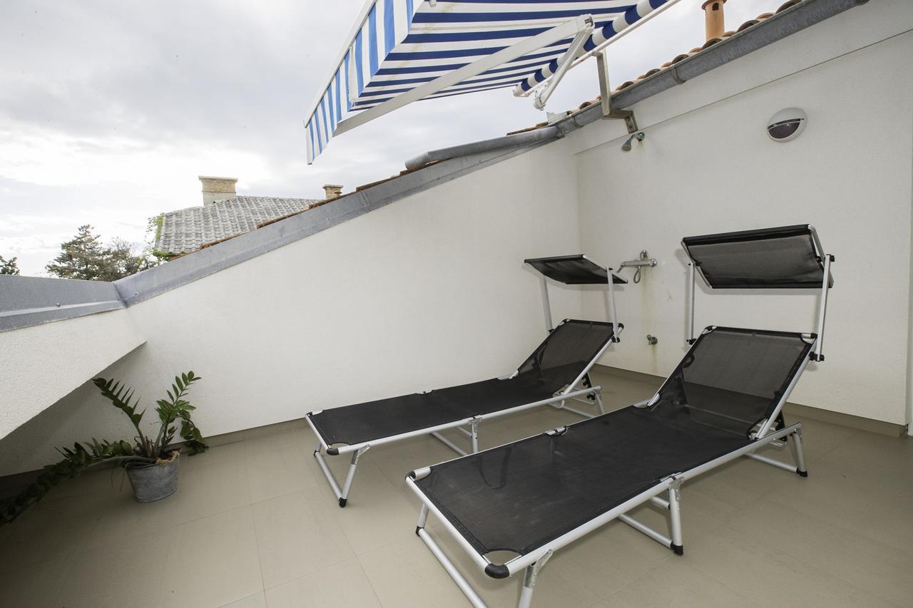 Apartment Sanja Rab Town Exterior foto